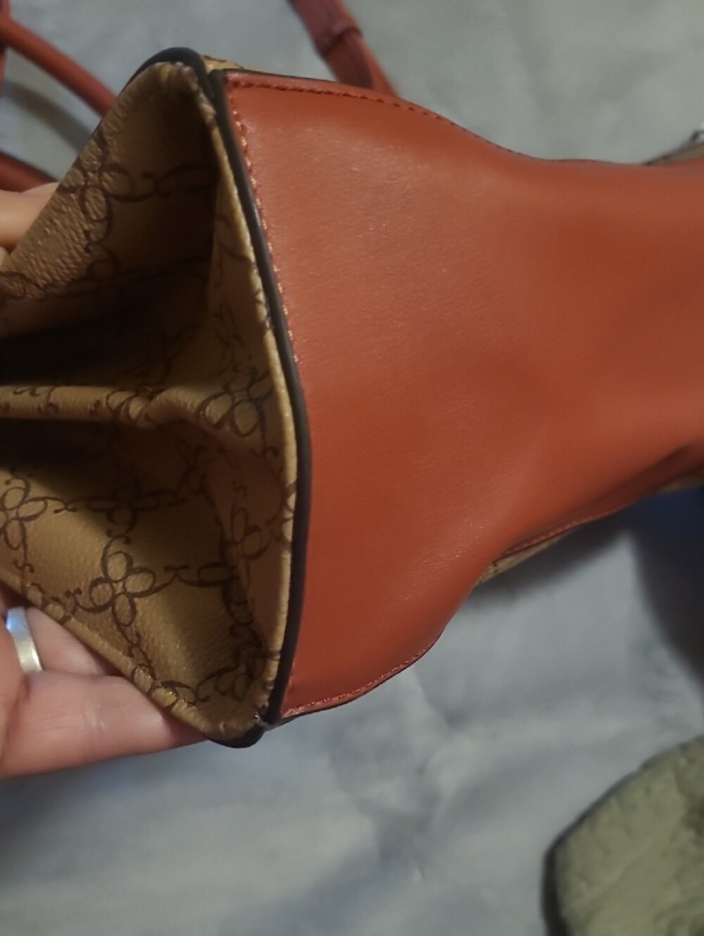 Nine West Tan and Rust Patterned Crossbody NWT - Picture 4 of 10